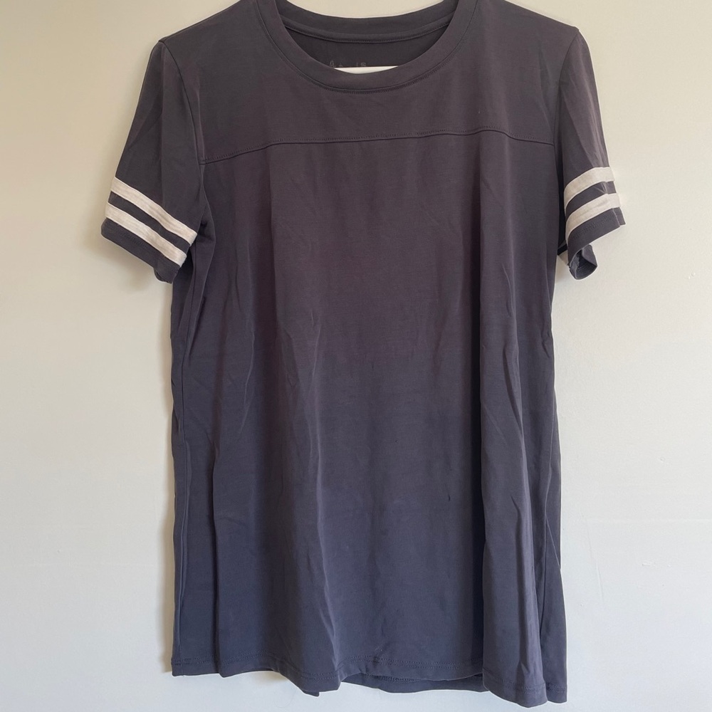 Dark gray baseball tshirt